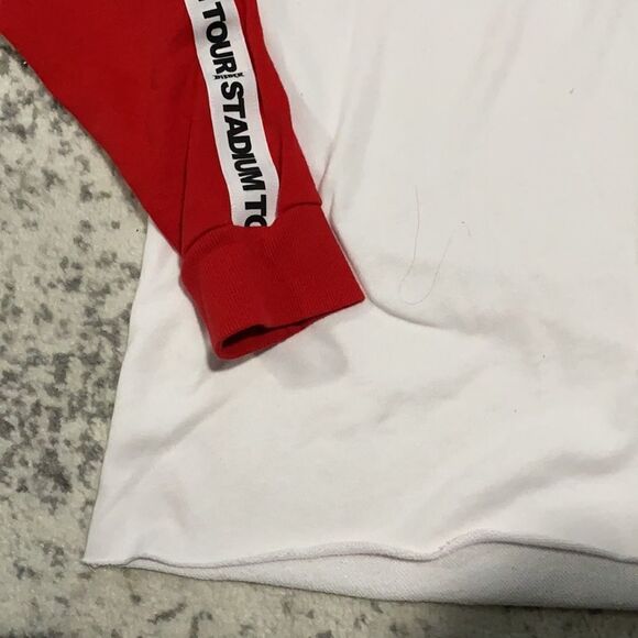 JUSTIN BIEBER Crop Hoodie Purpose Tour Size L red white in color - Picture 3 of 10